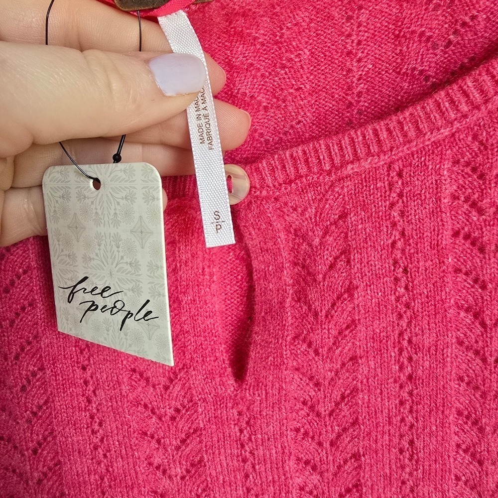 Free People NEW Hera Pink Cashmere Pointelle Short Sleeve Crop Sweater SZ Small - Picture 7 of 10